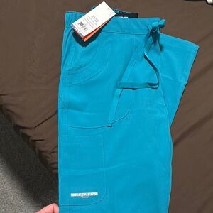 Skechers scrub set